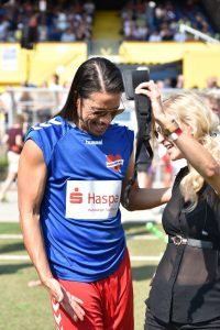 Jorge Gonzalez Anne La Sastra